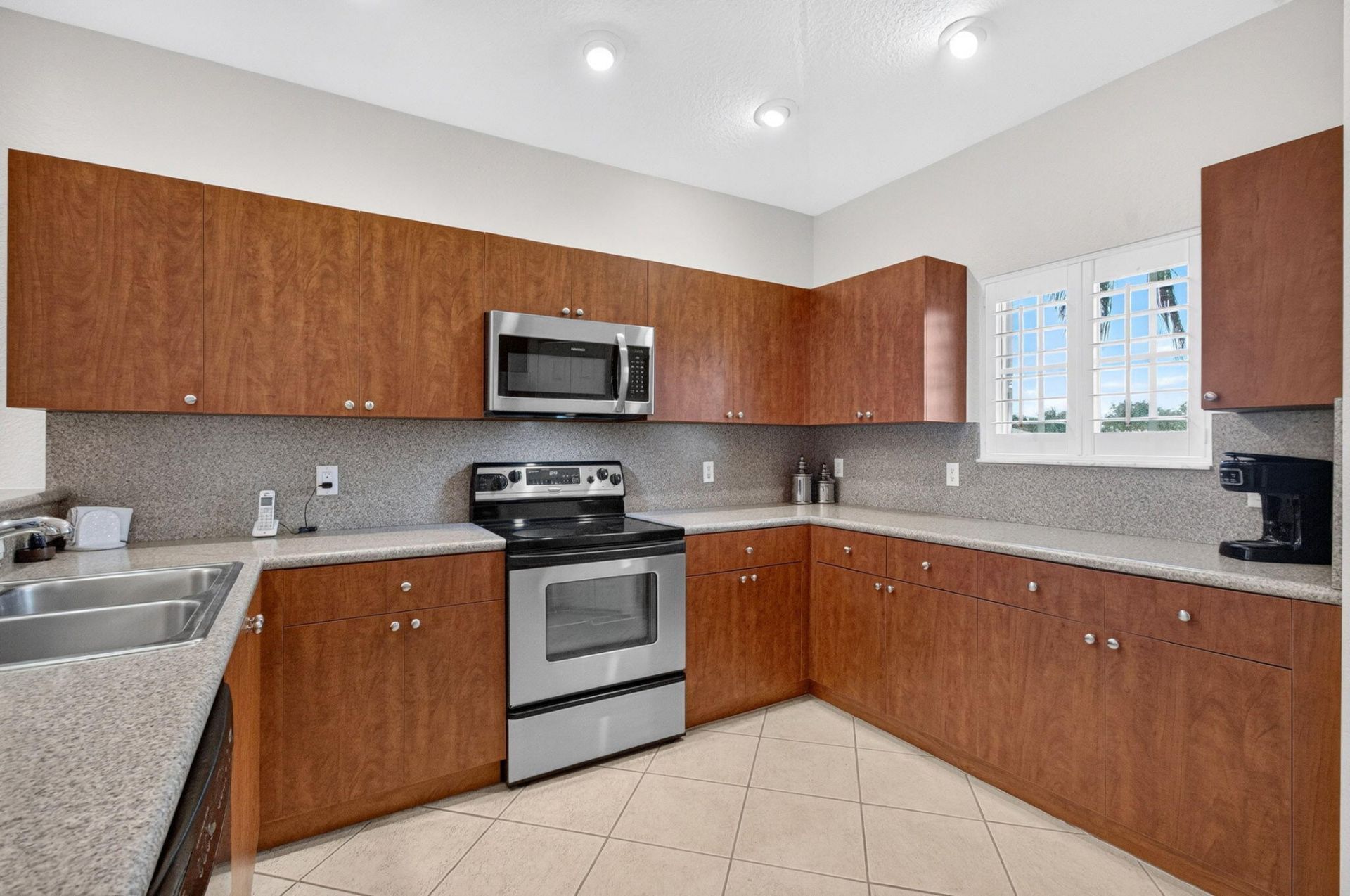2340 Windjammer Way, West Palm Beach, FL 33411 Photo