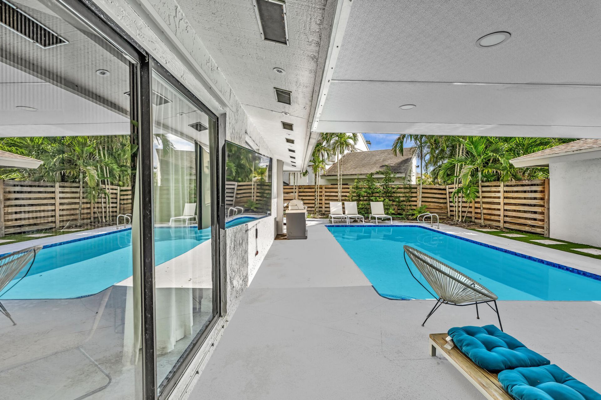 136 Greens Road, Hollywood, FL 33021 Photo