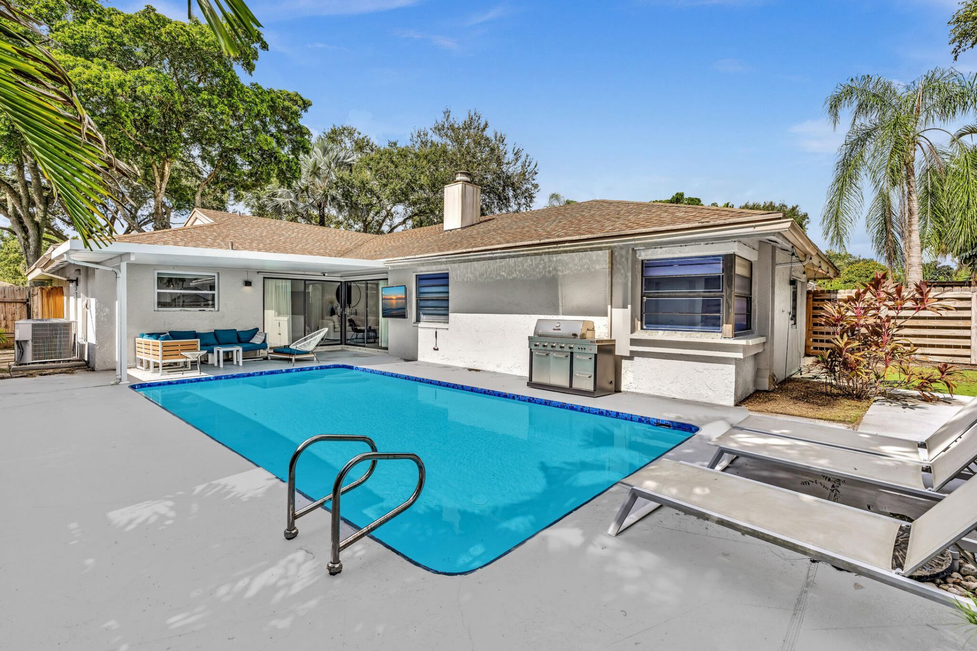 136 Greens Road, Hollywood, FL 33021 Photo