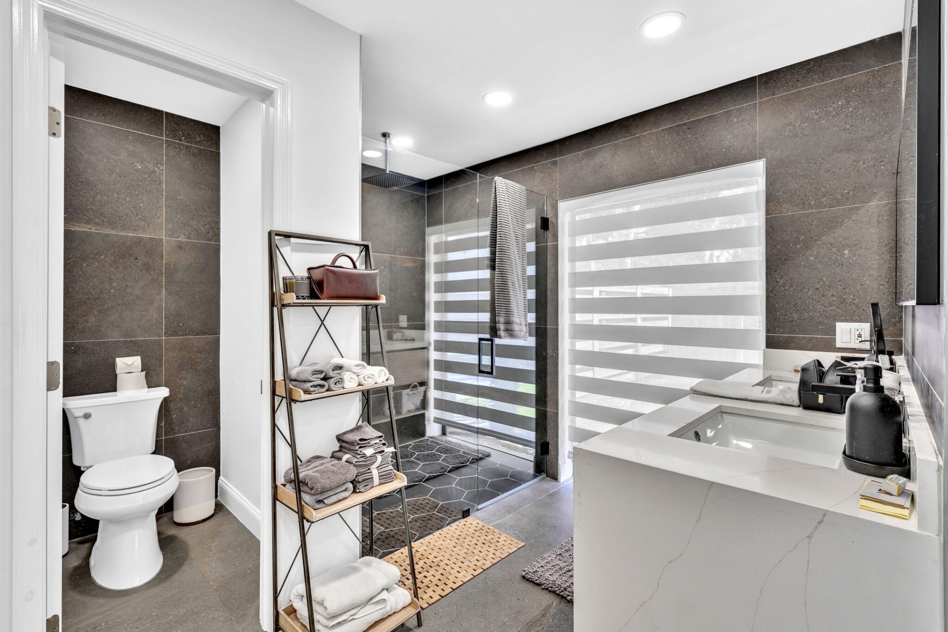 136 Greens Road, Hollywood, FL 33021 Photo