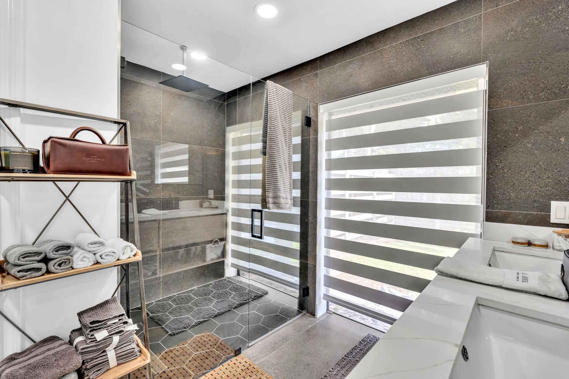 136 Greens Road, Hollywood, FL 33021 Photo