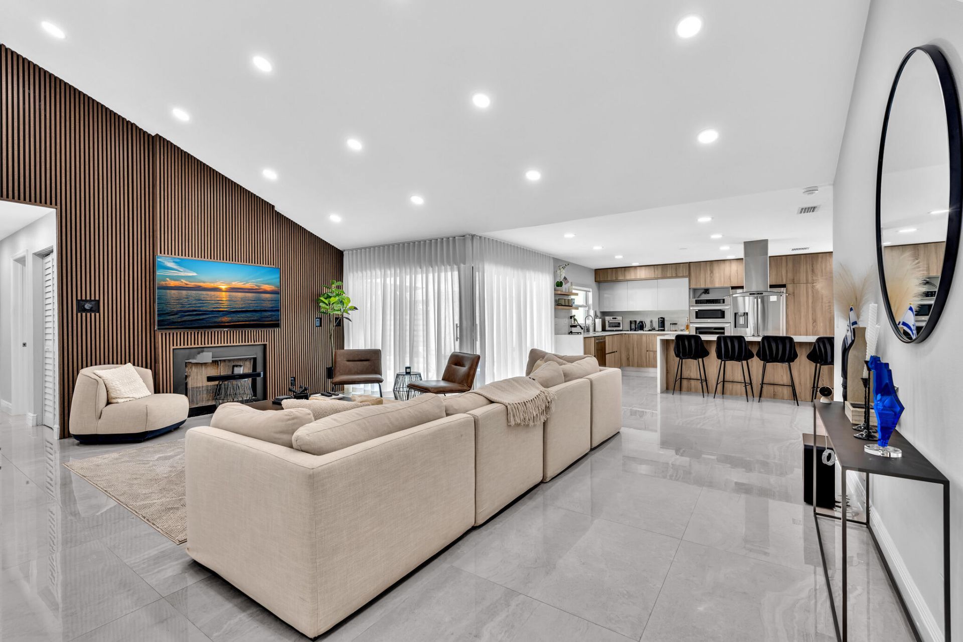 136 Greens Road, Hollywood, FL 33021 Photo