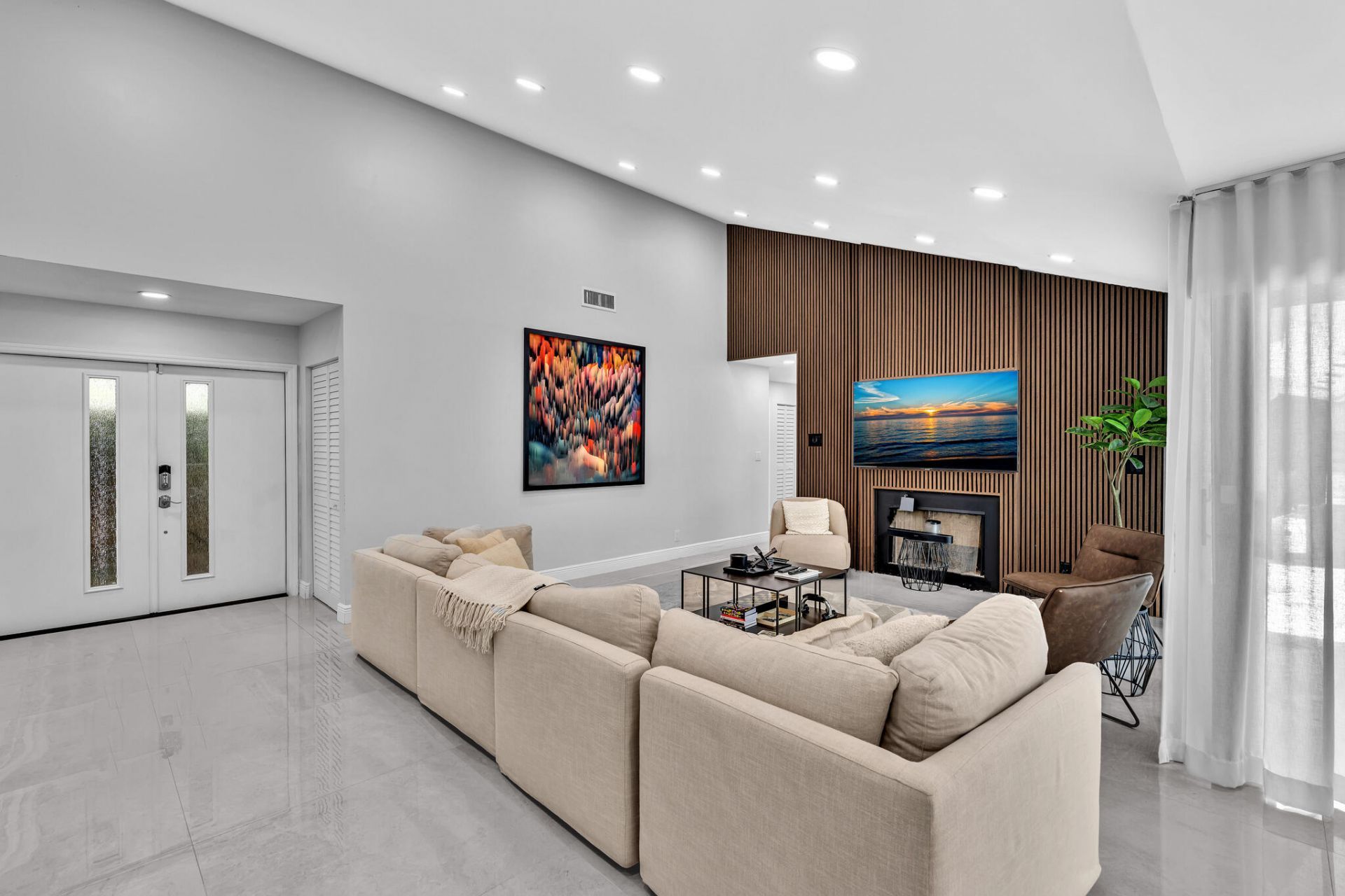 136 Greens Road, Hollywood, FL 33021 Photo