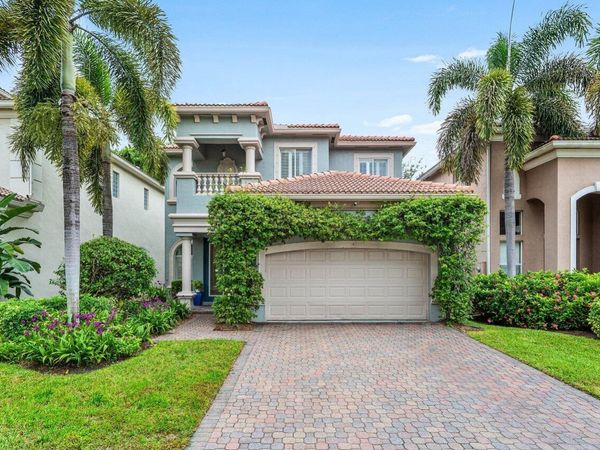 10 Country Lake Trail, Boynton Beach, FL 33436