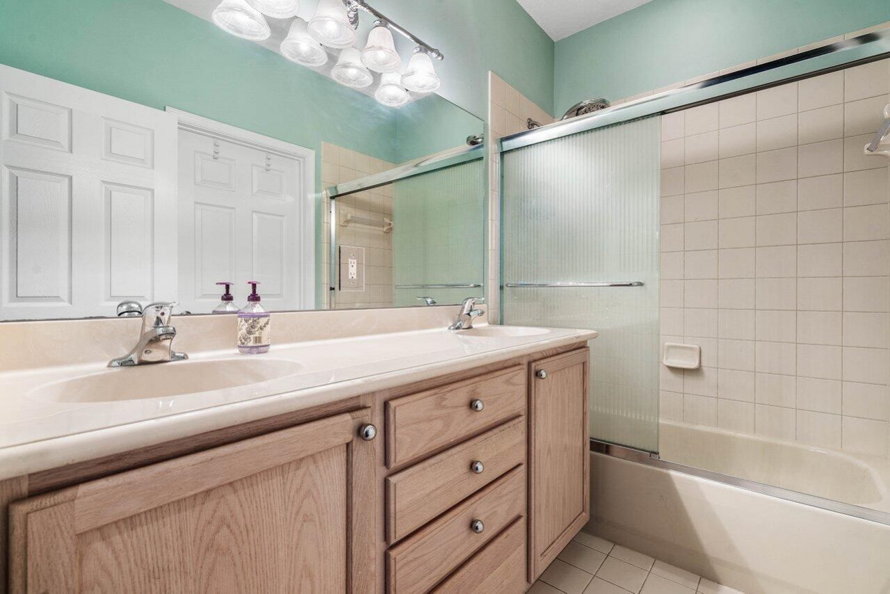 10 Country Lake Trail, Boynton Beach, FL 33436 Photo