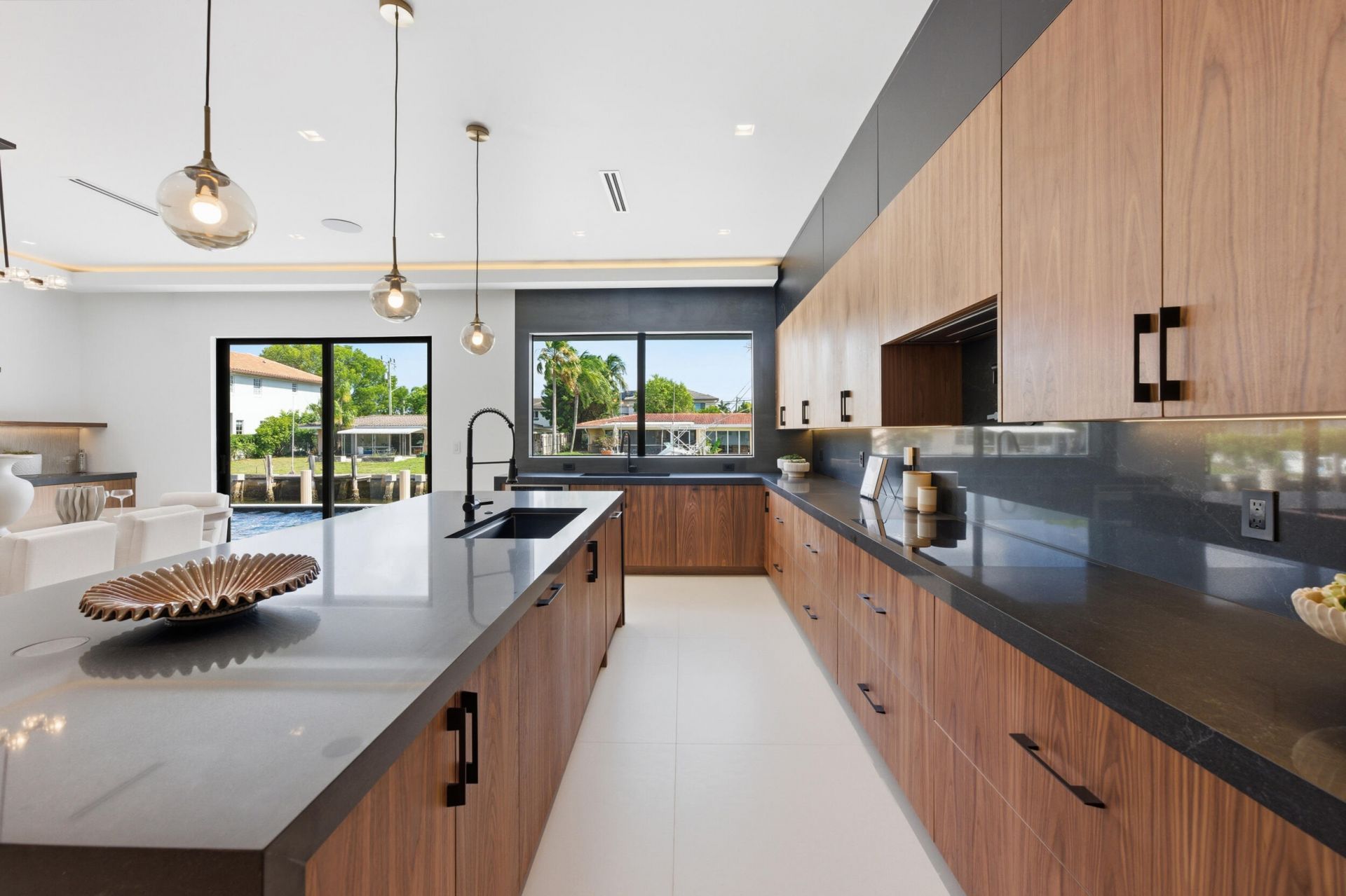 2360 NE 49th Street, Lighthouse Point, FL 33064 Photo