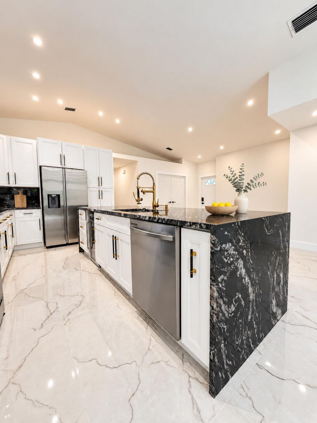 7098 Chesapeake Circle, Boynton Beach, FL 33436 Photo