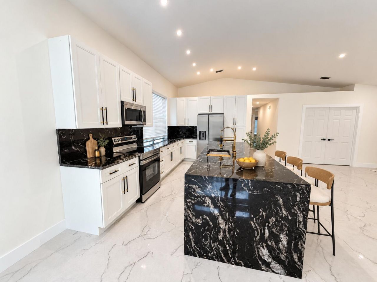 7098 Chesapeake Circle, Boynton Beach, FL 33436 Photo