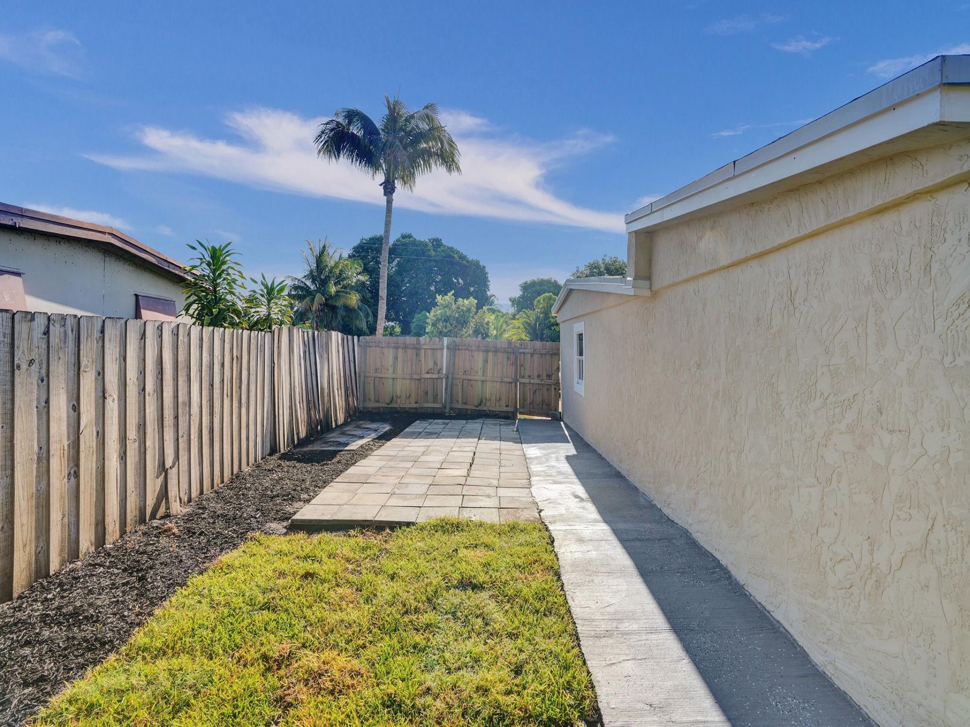5231 NE 19th Terrace, Pompano Beach, FL 33064 Photo
