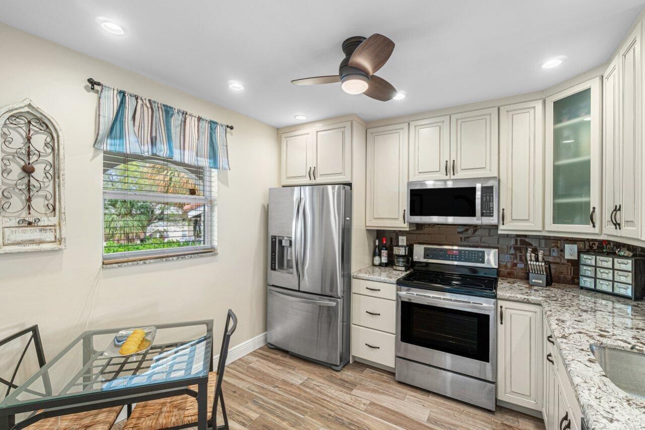 250 NE 20th Street, Unit 230, Boca Raton, FL 33431 Photo