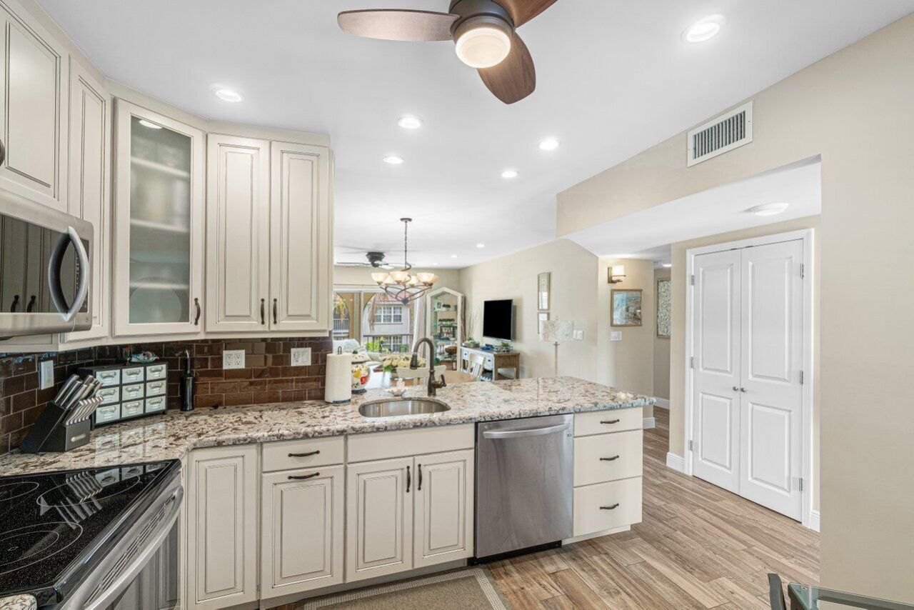 250 NE 20th Street, Unit 230, Boca Raton, FL 33431 Photo