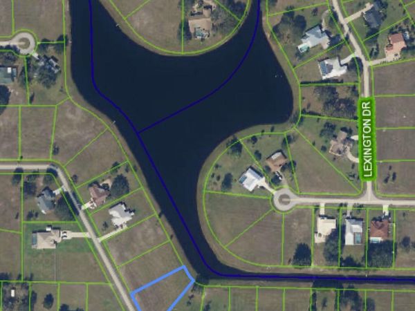 300 ARROWHEAD Drive, Sebring, FL 33876