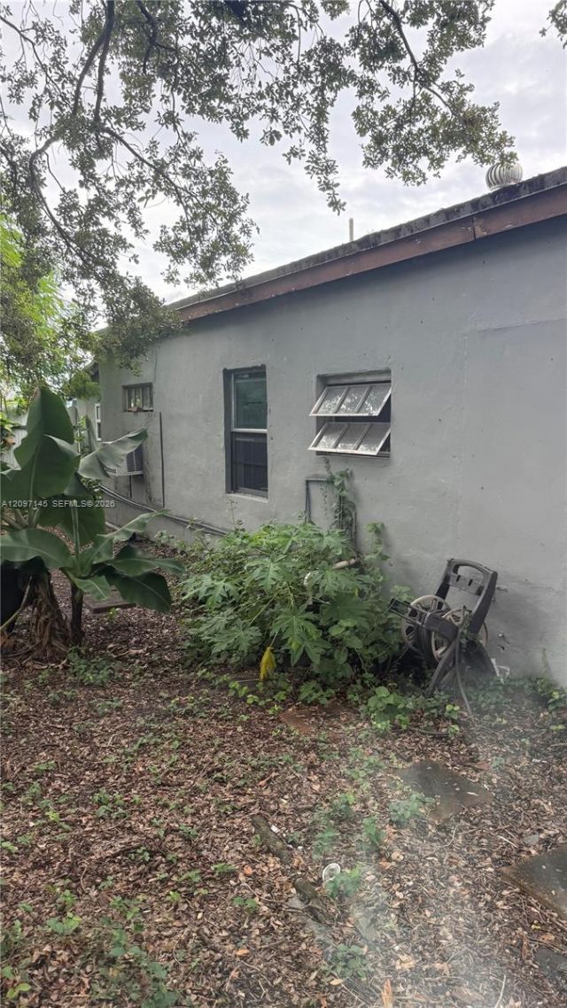 2240 NW 102nd St , Miami, FL 33147 Photo