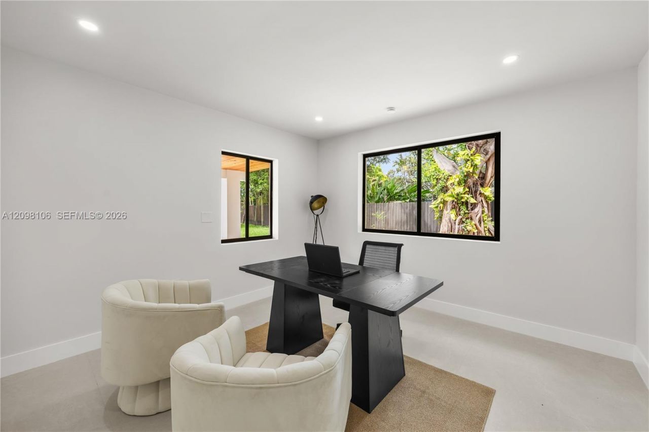 9721 SW 122nd St, Miami, FL 33176 Photo