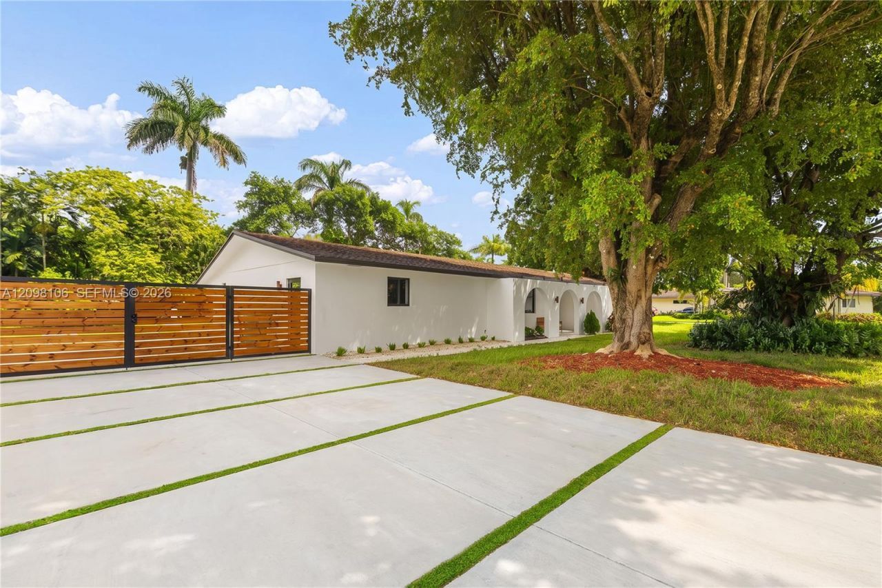 9721 SW 122nd St, Miami, FL 33176 Photo