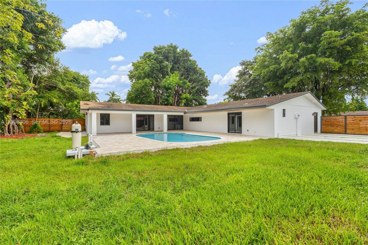 9721 SW 122nd St, Miami, FL 33176 Photo