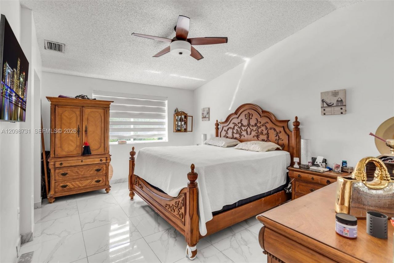 7354 SW 162nd Pl , Miami, FL 33193 Photo