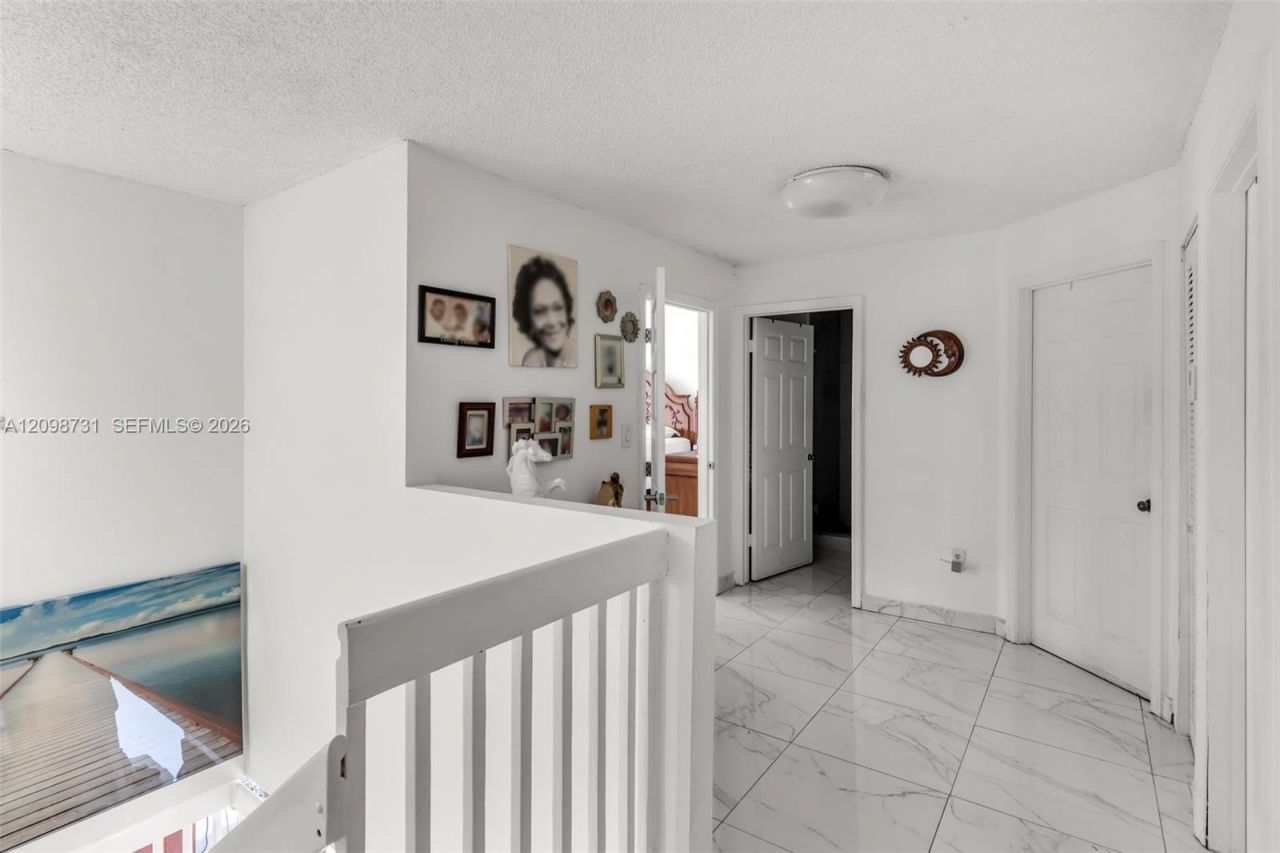 7354 SW 162nd Pl , Miami, FL 33193 Photo