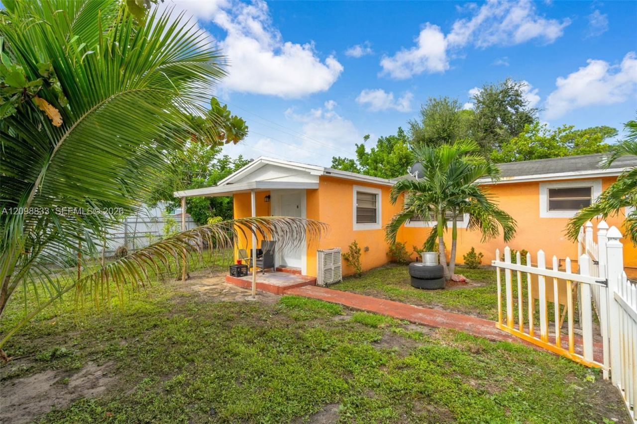 3420 NW 213th Ter , Miami Gardens, FL 33056 Photo