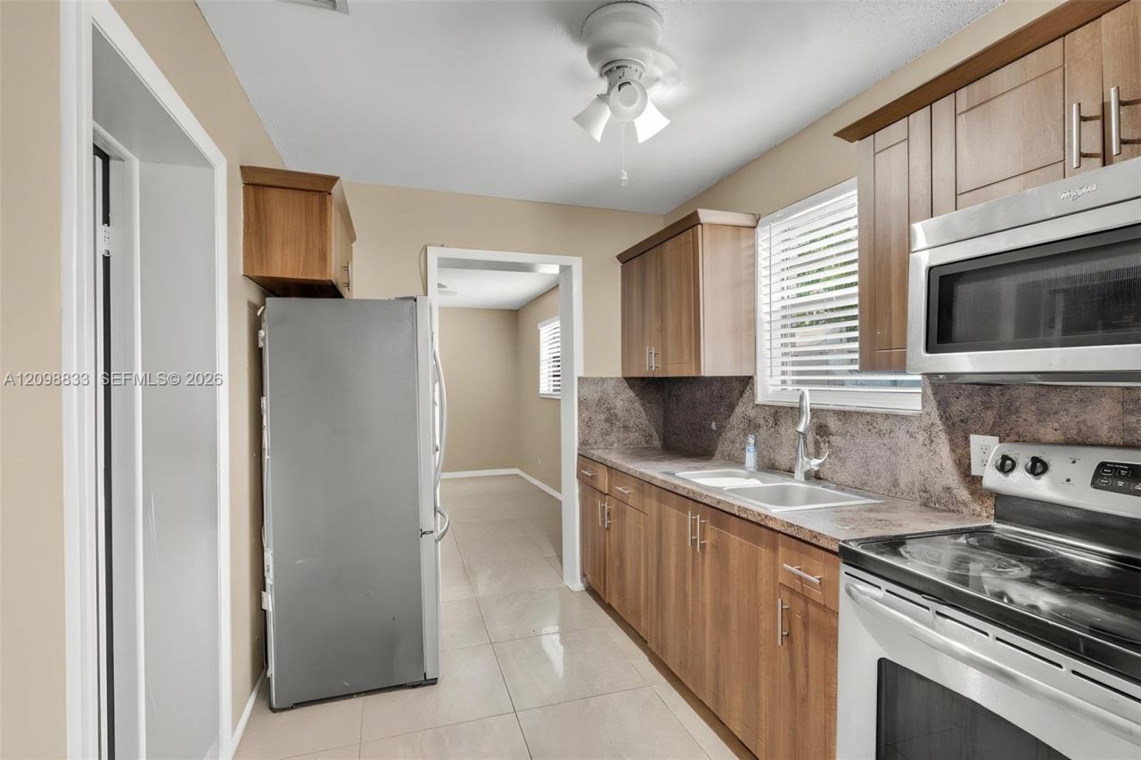 3420 NW 213th Ter , Miami Gardens, FL 33056 Photo