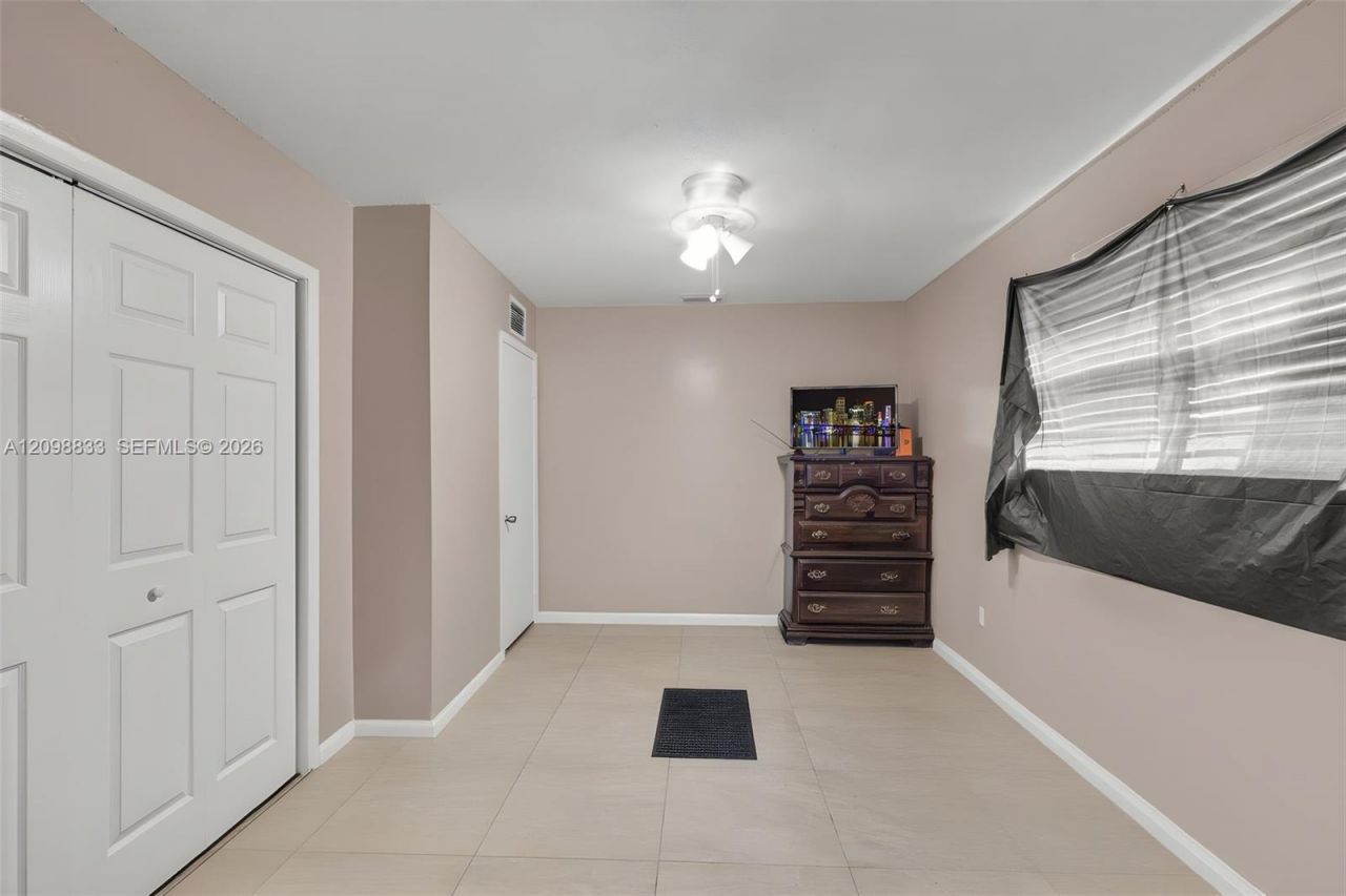 3420 NW 213th Ter , Miami Gardens, FL 33056 Photo