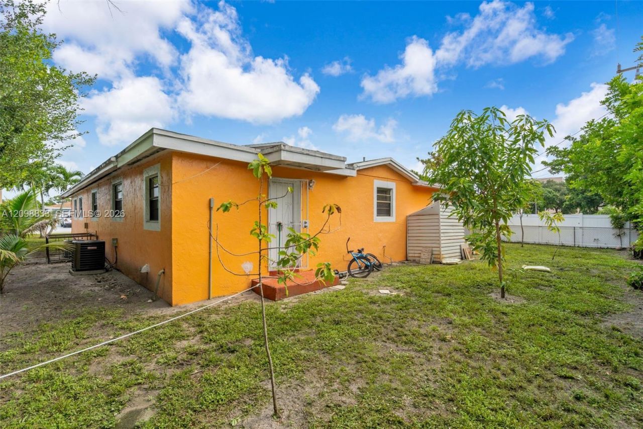 3420 NW 213th Ter , Miami Gardens, FL 33056 Photo