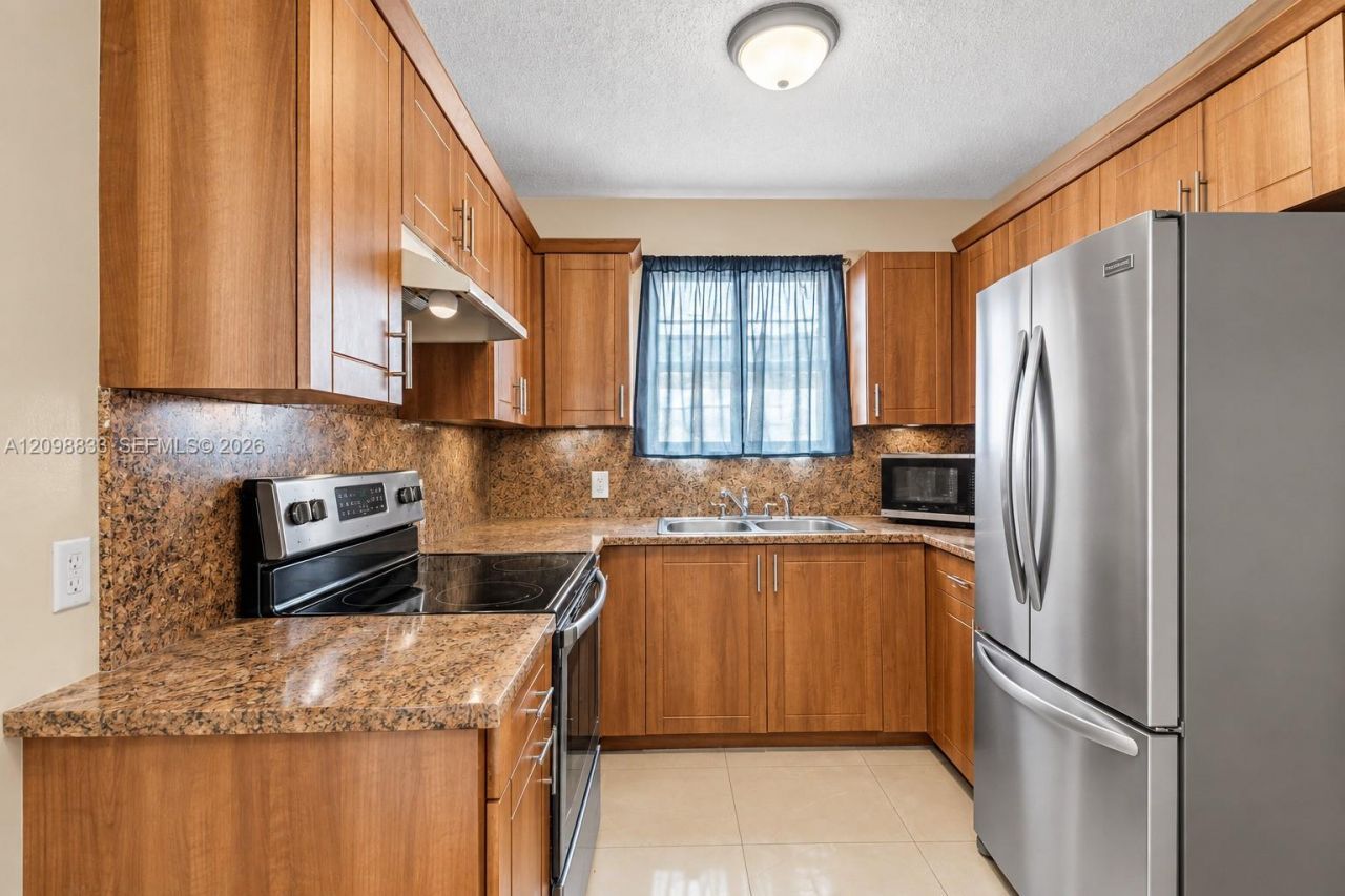 3420 NW 213th Ter , Miami Gardens, FL 33056 Photo