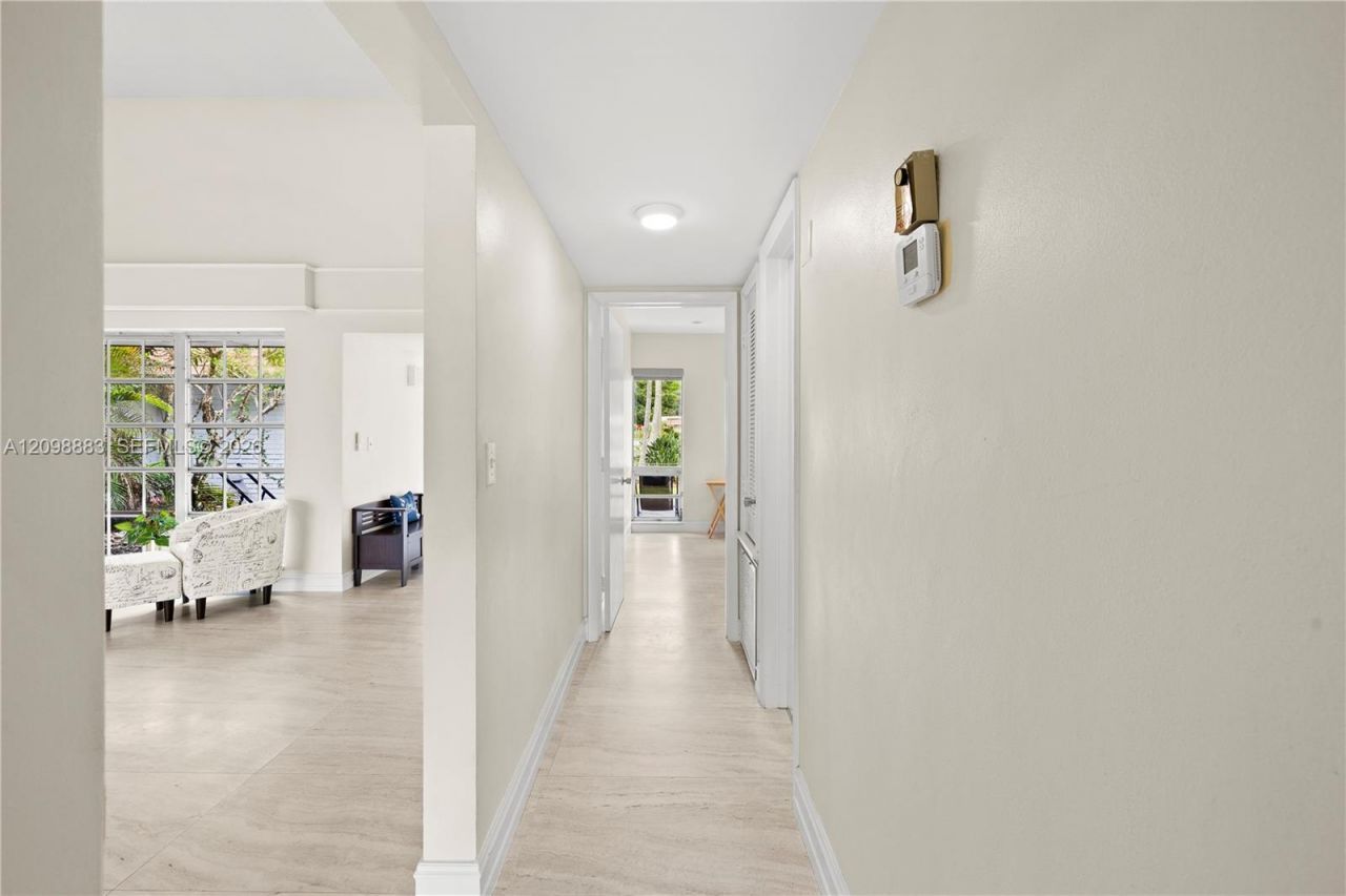 6204 Jacaranda Cir , Tamarac, FL 33319 Photo