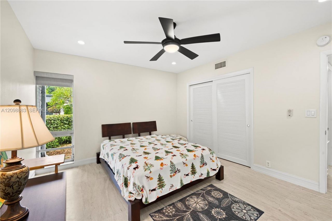 6204 Jacaranda Cir , Tamarac, FL 33319 Photo