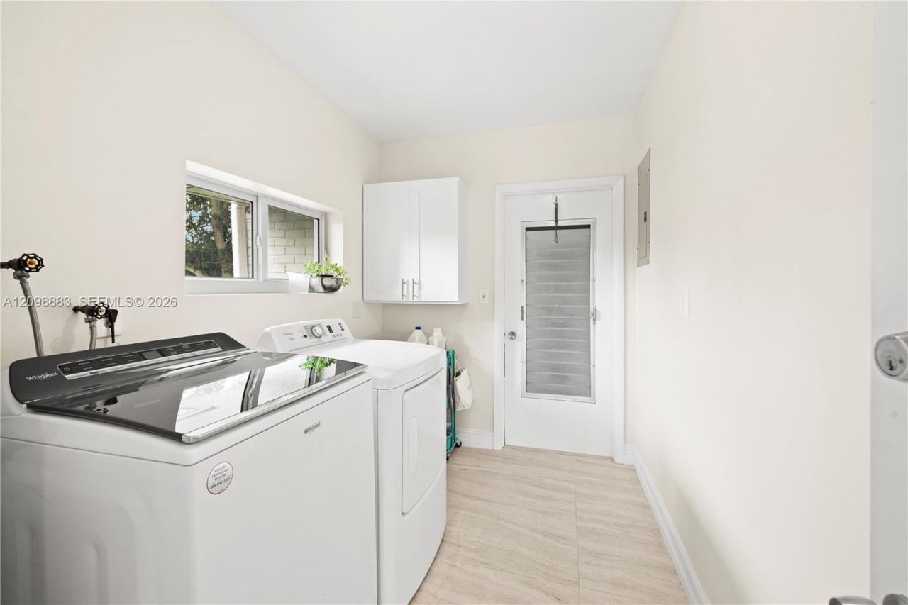 6204 Jacaranda Cir , Tamarac, FL 33319 Photo