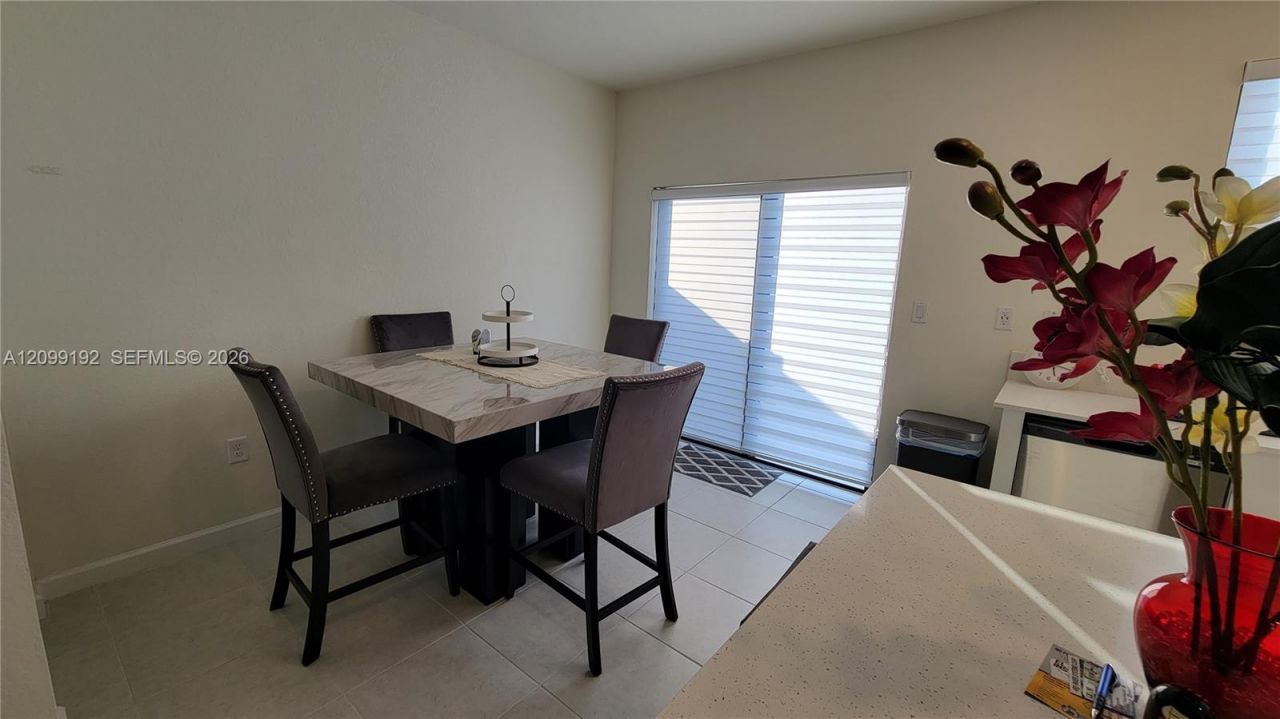 11418 W 34th Ct , Unit ., Hialeah, FL 33018 Photo