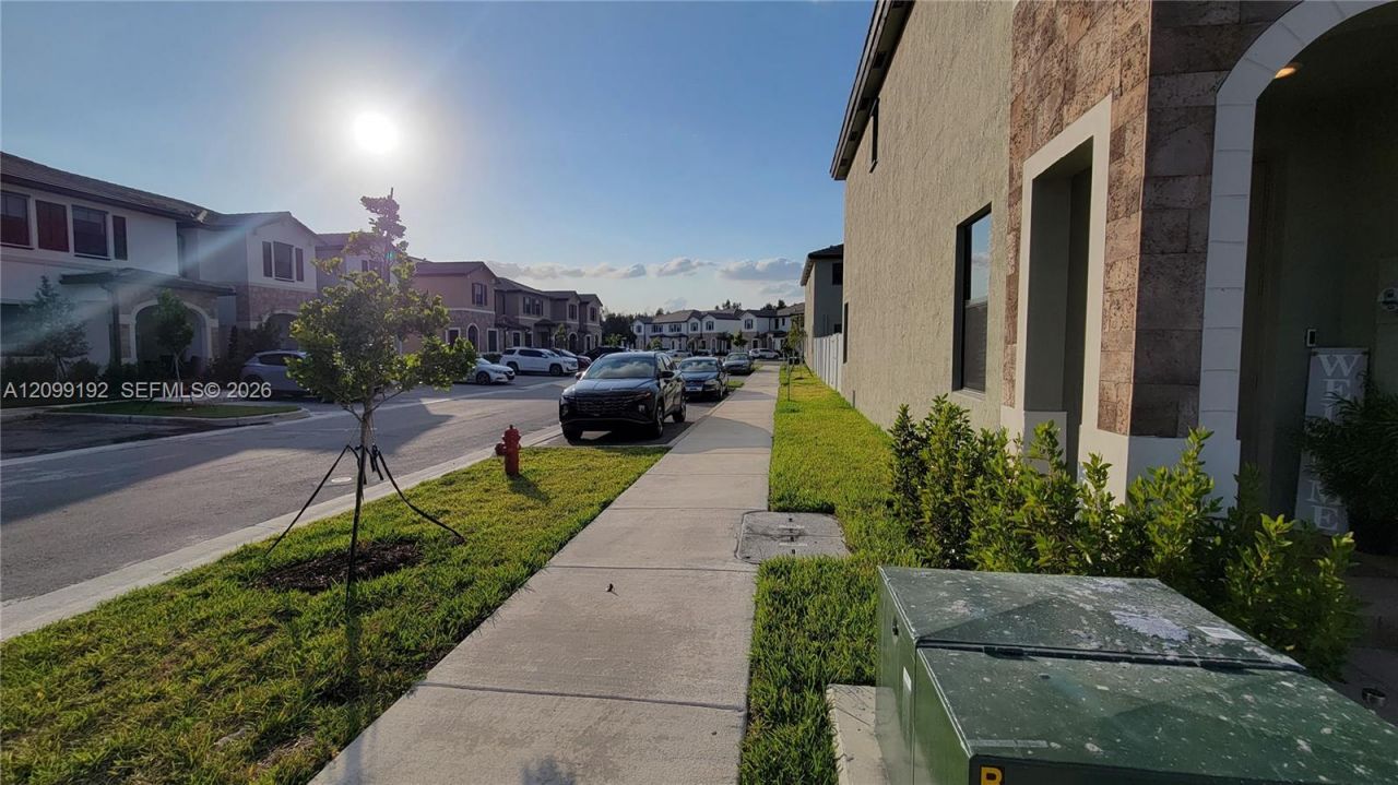 11418 W 34th Ct , Unit ., Hialeah, FL 33018 Photo
