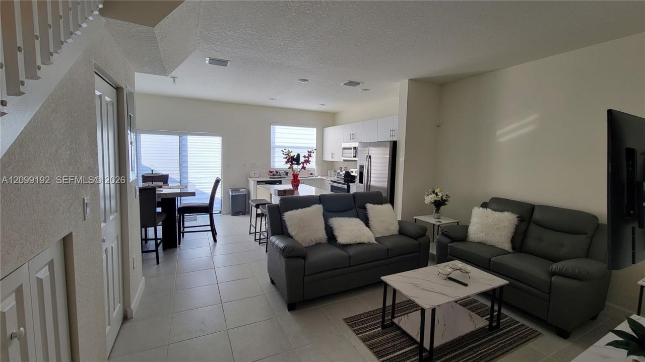 11418 W 34th Ct , Unit ., Hialeah, FL 33018 Photo
