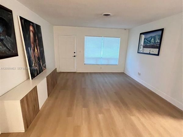 4177 NW 52nd Ave , Lauderdale Lakes, FL 33319