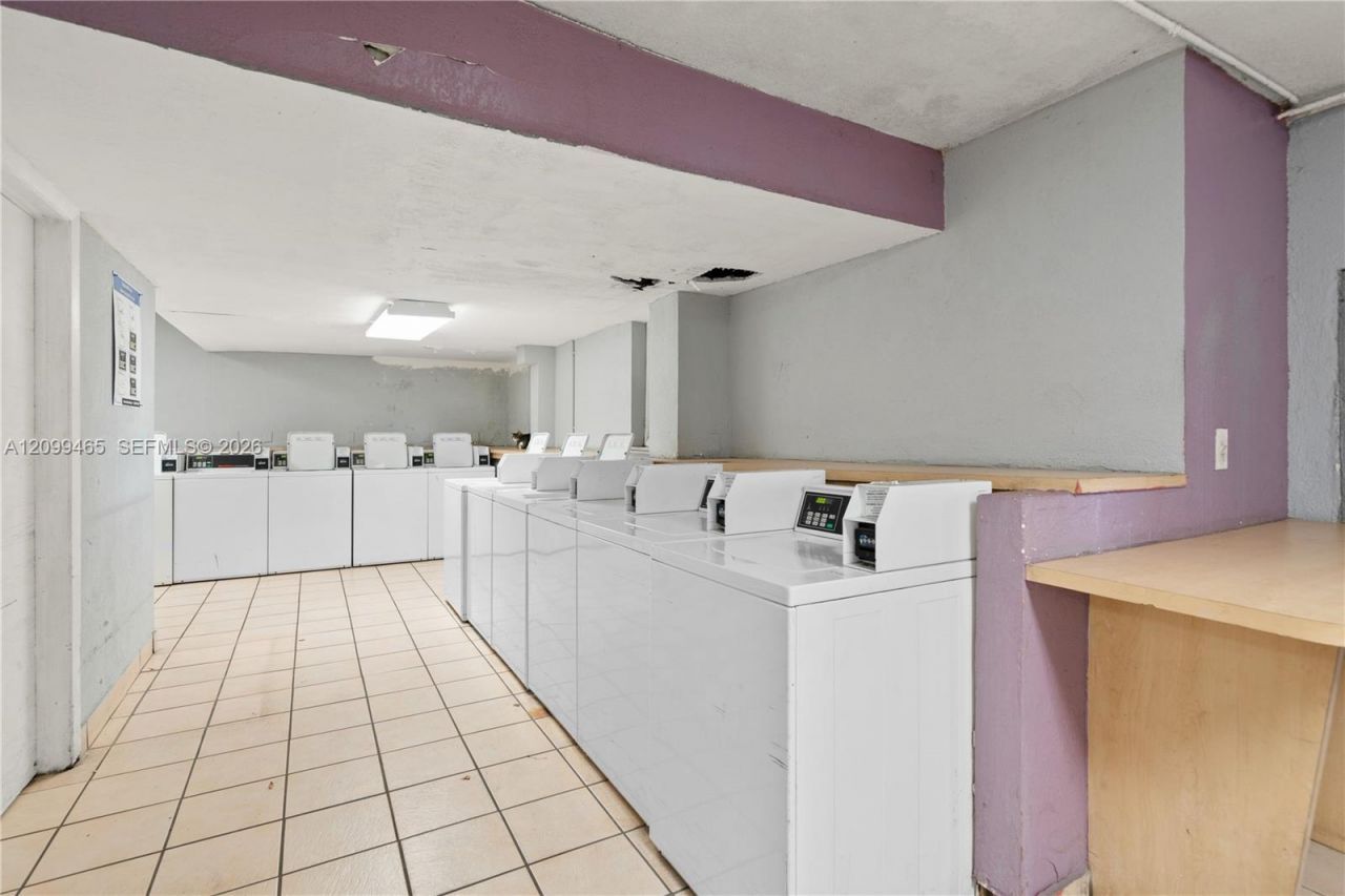 8870 Fontainebleau Blvd , Unit 503, Miami, FL 33172 Photo