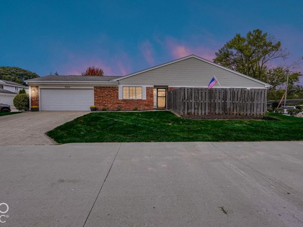 5503 Vin Rose, Indianapolis, IN 46226