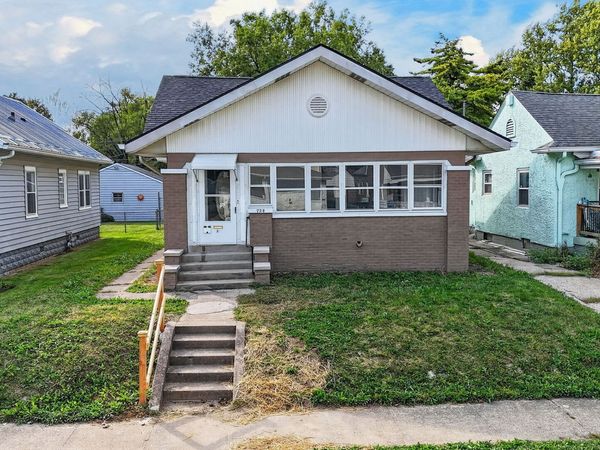 726 N Chester Avenue , Indianapolis, IN 46201
