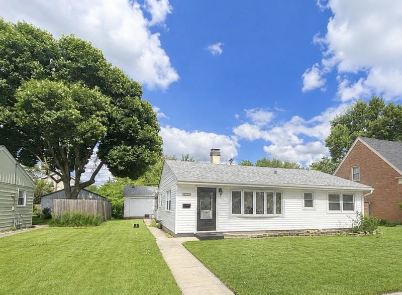 3715 Kemman Avenue, Brookfield, IL 60513 Main Photo