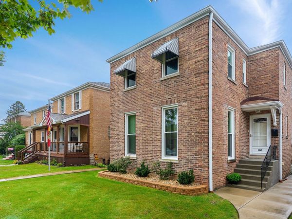 2247 S 11th Avenue , North Riverside, IL 60546