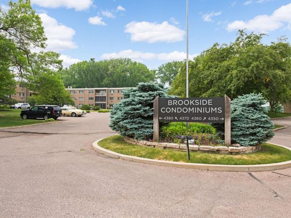 4380 Brookside Court , Unit 118, Edina, MN 55436