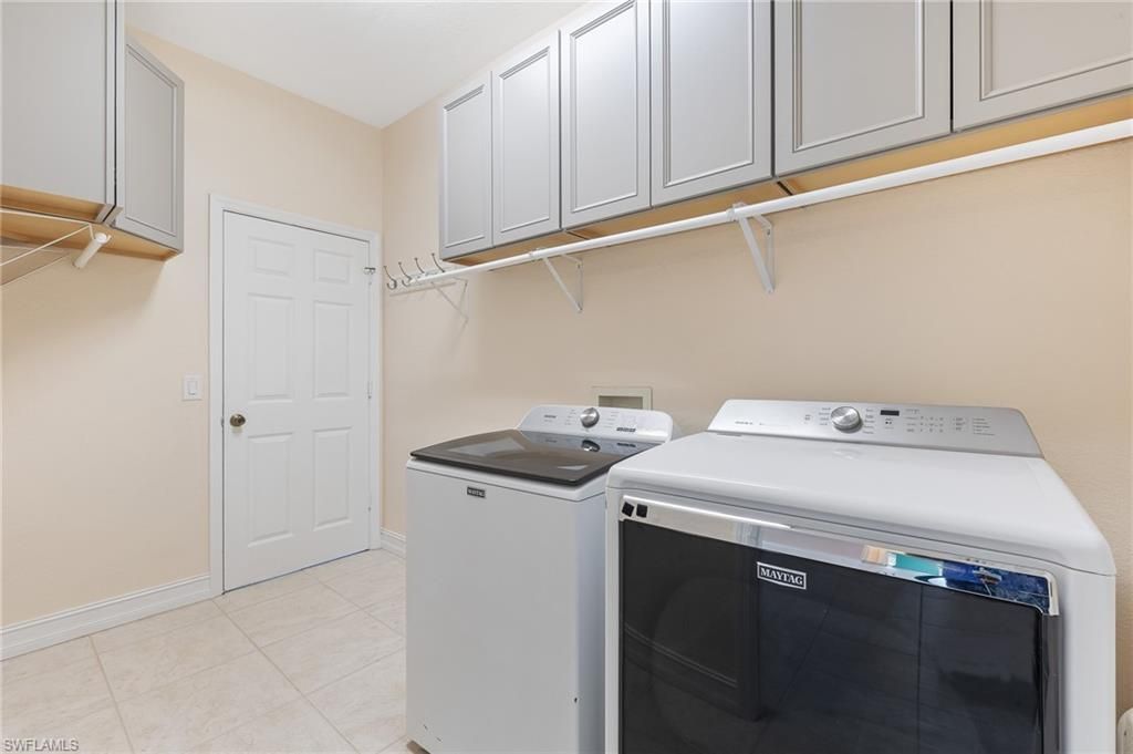 9470 Coralee Ave, Estero, FL 33928 Photo