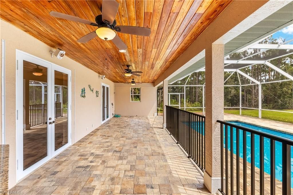 9470 Coralee Ave, Estero, FL 33928 Photo