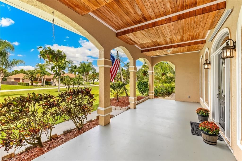 9470 Coralee Ave, Estero, FL 33928 Photo
