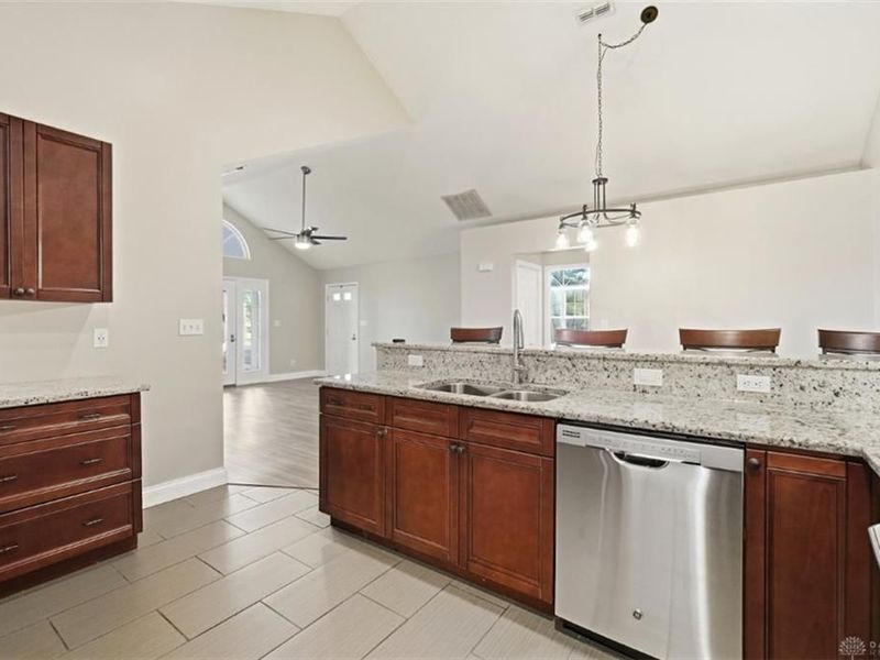 1500 Turnberry Village Drive, Centerville, OH 45458 Photo 18