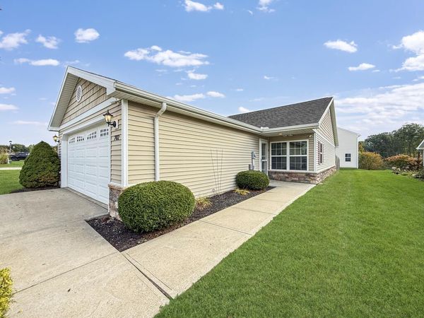 702 Whisper Creek Lane, Lodi, OH 44254