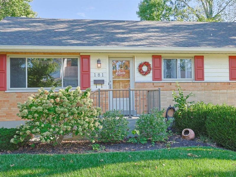 181 Ireland Avenue, Greenhills, OH 45218 Photo 3