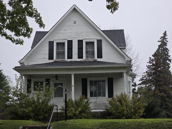 910 Dillingham AVENUE, Sheboygan, WI 53081