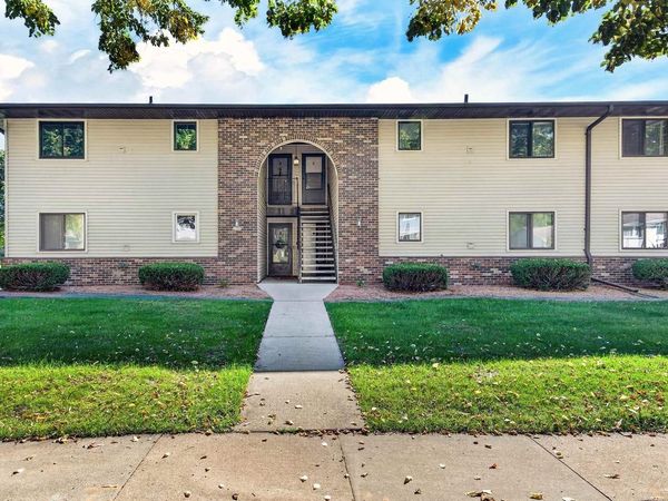 1757 MARICOPA DRIVE, Unit C, Oshkosh, WI 54904