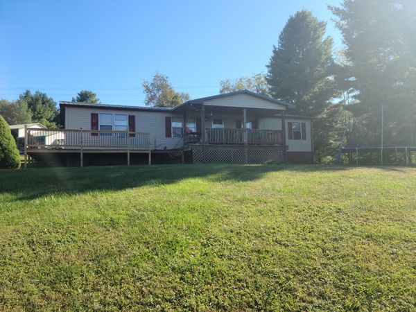 11044 Cumberland Gap RD, New Castle, VA 24127
