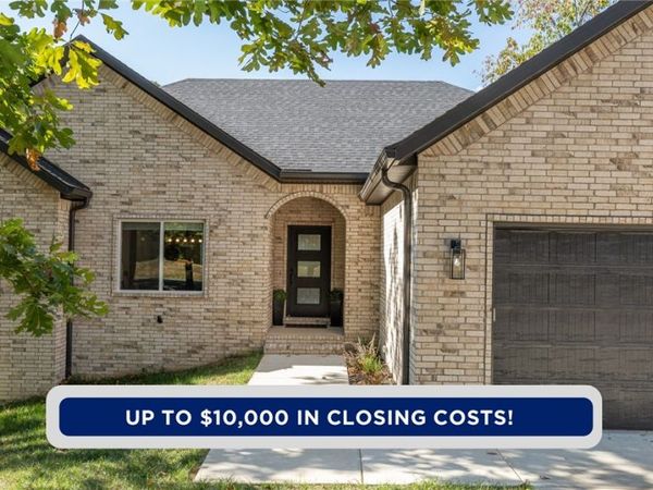 15 Cherhill Drive , Bella Vista, AR 72714